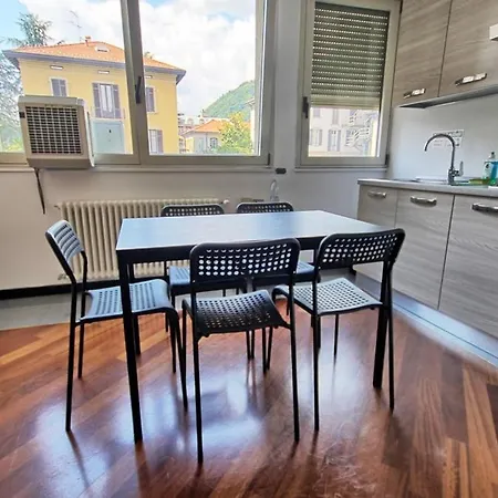 Casa Aurora Self Catering Vacanze Como