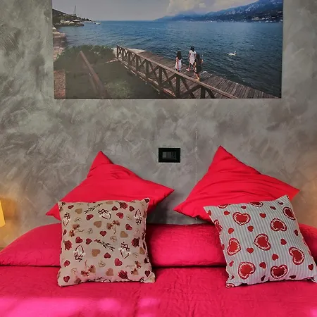 Casa Aurora Self Catering Vacanze 3* Como